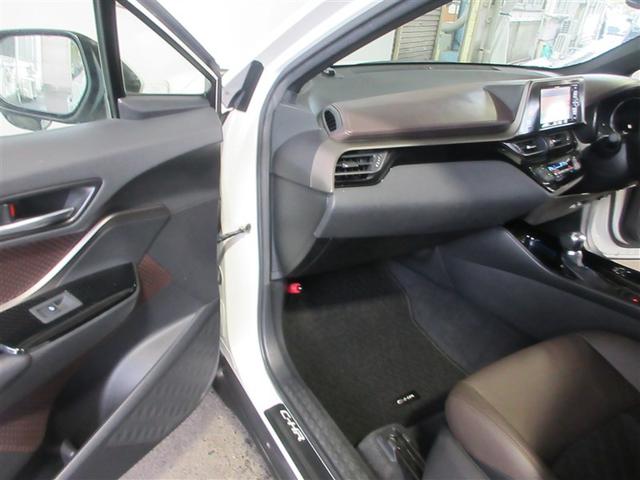 C-HR G ハーフ革 TSS DVD再生可 定期点検記録簿 バックモニタ イモビライザー ナビ&TV ETC付 キーフリーシステム スマキー 横滑り防止機能 クルーズC エアバッグ サイドカーテンエアバック(4枚目)