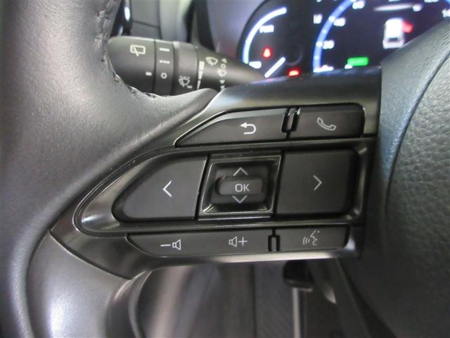 ヤリスクロス ハイブリッドＺ　インテリジェントキー　アルミホイル　ＬＥＤライト　リアカメラ　クルーズコントロール　整備記録簿　横滑り防止システム　パワステ　オートエアコン　キーフリー　ハーフレザーシート　イモビライザ　エアバッグ（19枚目）