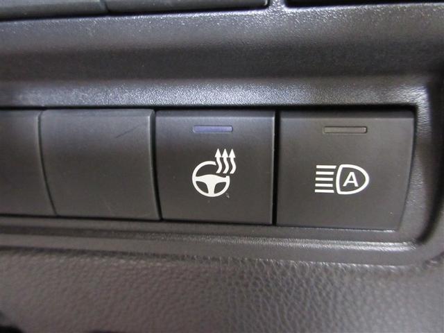 ヤリスクロス ハイブリッドＺ　インテリジェントキー　アルミホイル　ＬＥＤライト　リアカメラ　クルーズコントロール　整備記録簿　横滑り防止システム　パワステ　オートエアコン　キーフリー　ハーフレザーシート　イモビライザ　エアバッグ（22枚目）