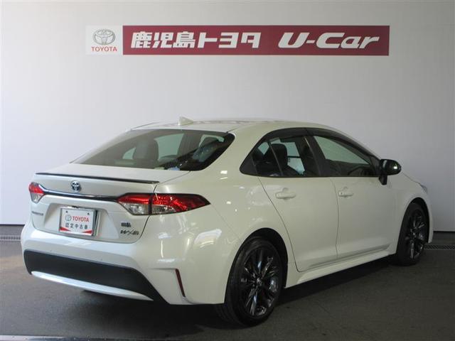 カローラ ハイブリッド ダブルバイビー 半革シート 衝突軽減システム ETC付き フルセグテレビ LEDランプ パワーウィンドウ バックモニタ キーレスエントリー AAC 記録簿有 エアバッグ オートクルーズコントロール 盗難防止装置(2枚目)