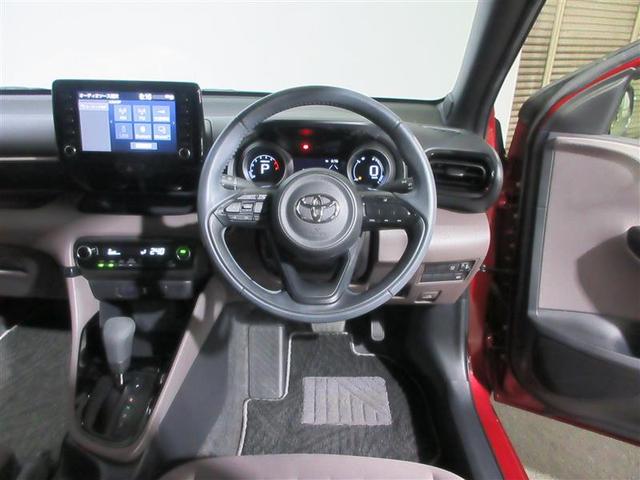 ヤリス G バックモニタ- 誤発進抑制機能 ドライブレコーダ スマートキー 盗難防止装置 横滑り防止機能 キーレス ETC オートエアコン ABS 運転席エアバック サイドエアバッグ 記録簿有 パワーステアリング(3枚目)