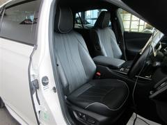 低燃費で環境にもやさしいハイブリッド車です。トヨタ専用診断機器でハイブリッドシステムを綿密に点検してあります！ 5