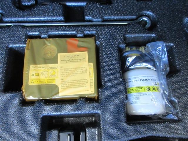 カムリ ＷＳ　地上デジタル　盗難防止システム　サイドエアバッグ　パワステ　クルーズコントロール　ＬＥＤヘッドライト　ＤＶＤ　メモリ－ナビ　スマートキー　エアロ　キーフリー　ＥＴＣ　アルミ　オートエアコン　ＡＢＳ（7枚目）