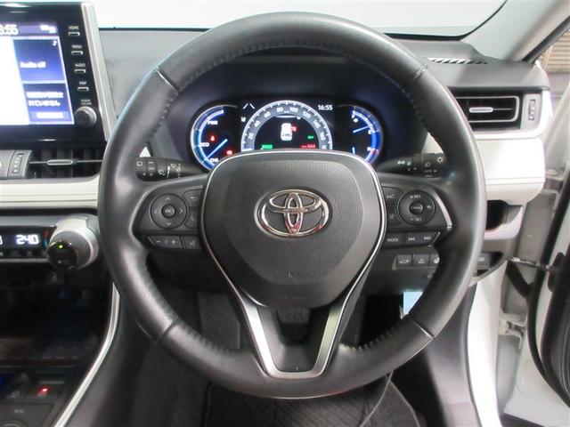 ＲＡＶ４ ハイブリッドＧ　衝突被害軽減装置　ドライブレコーダ　ＡＣ１００Ｖ電源　バックモニター　整備記録簿　地デジＴＶ　ＬＥＤヘッドライト　スマキー　電動シ－ト　ＡＷＤ　ＴＶナビ　パワステ　横滑り防止装置　クルコン　ＡＡＣ（9枚目）