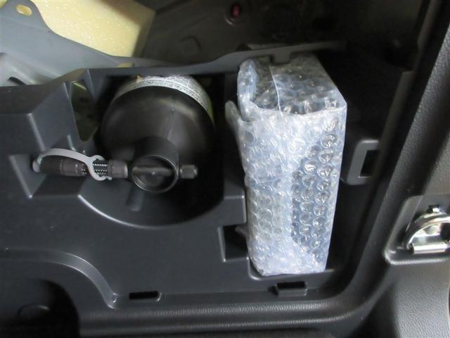 シエンタ ハイブリッドZ TSS エアバック アルミ キーレスエントリー ナビTV イモビライザー 整備記録簿 バックモニター LEDヘッドライト ETC車載器 横滑り防止 スマートキー オートエアコン サイドエアバッグ(7枚目)