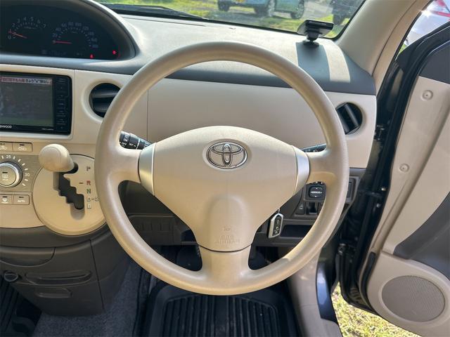 シエンタ G ETC バックカメラ ナビ TV 両側スライド・片側電動 HID スマートキー 電動格納ミラー 3列シート CVT アルミホイール CD 衝突安全ボディ ABS エアコン パワーステアリング(3枚目)