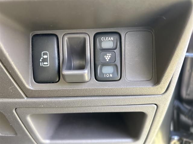 シエンタ G ETC バックカメラ ナビ TV 両側スライド・片側電動 HID スマートキー 電動格納ミラー 3列シート CVT アルミホイール CD 衝突安全ボディ ABS エアコン パワーステアリング(9枚目)