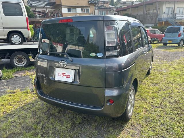 シエンタ G ETC バックカメラ ナビ TV 両側スライド・片側電動 HID スマートキー 電動格納ミラー 3列シート CVT アルミホイール CD 衝突安全ボディ ABS エアコン パワーステアリング(14枚目)