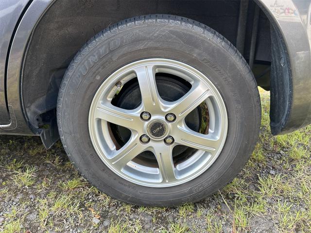 シエンタ G ETC バックカメラ ナビ TV 両側スライド・片側電動 HID スマートキー 電動格納ミラー 3列シート CVT アルミホイール CD 衝突安全ボディ ABS エアコン パワーステアリング(21枚目)