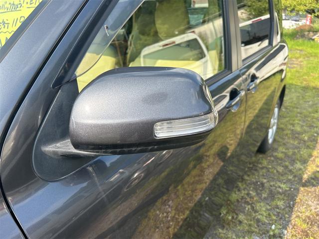 シエンタ G ETC バックカメラ ナビ TV 両側スライド・片側電動 HID スマートキー 電動格納ミラー 3列シート CVT アルミホイール CD 衝突安全ボディ ABS エアコン パワーステアリング(28枚目)