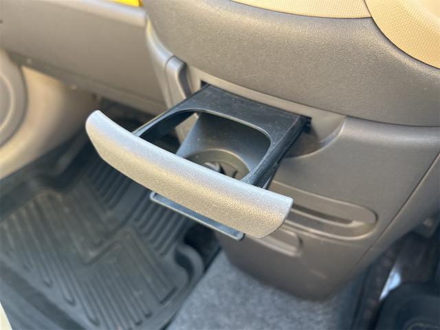 シエンタ G ETC バックカメラ ナビ TV 両側スライド・片側電動 HID スマートキー 電動格納ミラー 3列シート CVT アルミホイール CD 衝突安全ボディ ABS エアコン パワーステアリング(42枚目)