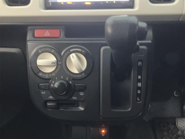 キャロル ＧＳ　ドライブレコーダー　ＥＴＣ　バックカメラ　ナビ　ＴＶ　衝突被害軽減システム　キーレスエントリー　アイドリングストップ　電動格納ミラー　シートヒーター　ＣＶＴ　盗難防止システム　ＡＢＳ　ＥＳＣ　ＣＤ（6枚目）