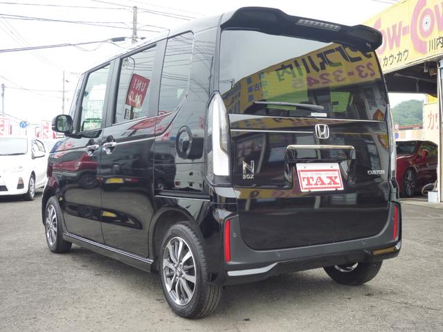 N-BOXカスタム ベースグレード 衝突軽減ブレーキ アダプティプクルーズコントロール オートハイビーム 純正8インチナビ TV Bluetooth パワースライドドア LEDヘッドランプ スマートキー シートヒーター 純正ETC2.0(2枚目)