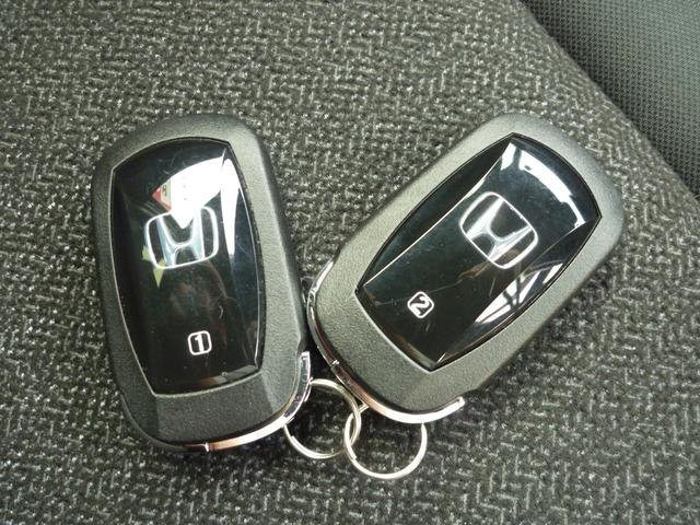 N-BOXカスタム ベースグレード 衝突軽減ブレーキ アダプティプクルーズコントロール オートハイビーム 純正8インチナビ TV Bluetooth パワースライドドア LEDヘッドランプ スマートキー シートヒーター 純正ETC2.0(15枚目)