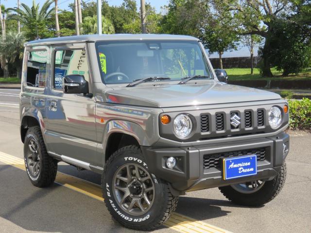 ジムニー XC 届出済未使用車 4WD AT車 衝突被害軽減システム LEDヘッドランプ TOYOオープンカントリータイヤ 純正16インチアルミ クリアランスソナー レーンアシスト 背面タイヤ フロアマット(8枚目)
