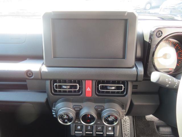 ジムニー XC 届出済未使用車 4WD AT車 衝突被害軽減システム LEDヘッドランプ TOYOオープンカントリータイヤ 純正16インチアルミ クリアランスソナー レーンアシスト 背面タイヤ フロアマット(37枚目)