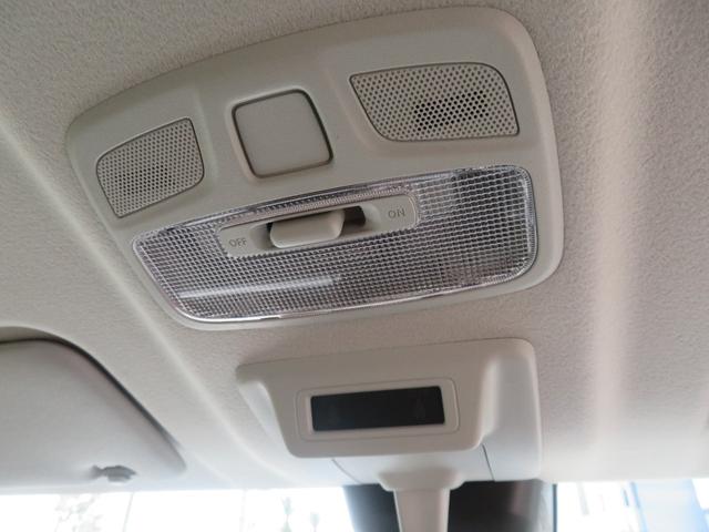 ジムニー XC 届出済未使用車 4WD AT車 衝突被害軽減システム LEDヘッドランプ TOYOオープンカントリータイヤ 純正16インチアルミ クリアランスソナー レーンアシスト 背面タイヤ フロアマット(38枚目)