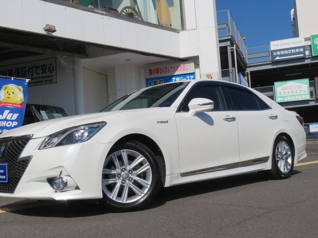 クラウンハイブリッド アスリートＳ　純正ナビ　フルセグＴＶ　バックカメラ　ブルートゥース　キセノンランプ　ＬＥＤフォグランプ　クリアランスソナー　純正１７ンチアルミ　ビルトインＥＴＣ　前席パワーシート　クルコン　プッシュスタート（4枚目）