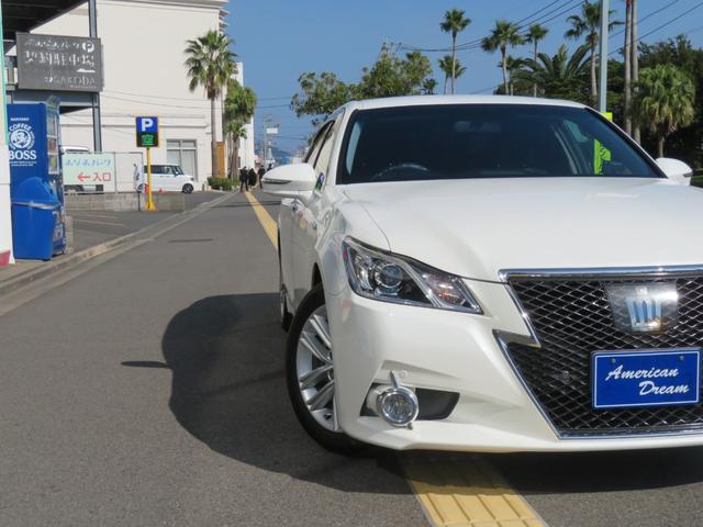 クラウンハイブリッド アスリートＳ　純正ナビ　フルセグＴＶ　バックカメラ　ブルートゥース　キセノンランプ　ＬＥＤフォグランプ　クリアランスソナー　純正１７ンチアルミ　ビルトインＥＴＣ　前席パワーシート　クルコン　プッシュスタート（12枚目）