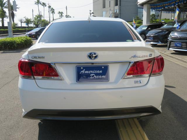 クラウンハイブリッド アスリートＳ　純正ナビ　フルセグＴＶ　バックカメラ　ブルートゥース　キセノンランプ　ＬＥＤフォグランプ　クリアランスソナー　純正１７ンチアルミ　ビルトインＥＴＣ　前席パワーシート　クルコン　プッシュスタート（16枚目）