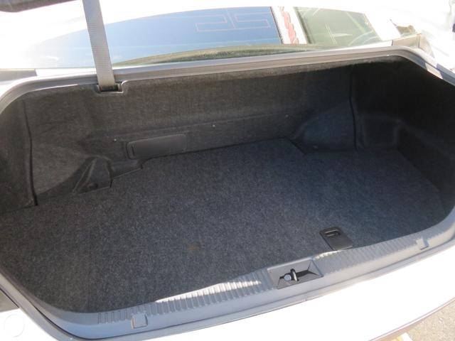 クラウンハイブリッド アスリートＳ　純正ナビ　フルセグＴＶ　バックカメラ　ブルートゥース　キセノンランプ　ＬＥＤフォグランプ　クリアランスソナー　純正１７ンチアルミ　ビルトインＥＴＣ　前席パワーシート　クルコン　プッシュスタート（25枚目）