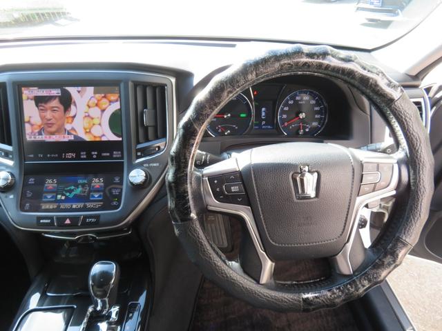 クラウンハイブリッド アスリートＳ　純正ナビ　フルセグＴＶ　バックカメラ　ブルートゥース　キセノンランプ　ＬＥＤフォグランプ　クリアランスソナー　純正１７ンチアルミ　ビルトインＥＴＣ　前席パワーシート　クルコン　プッシュスタート（32枚目）