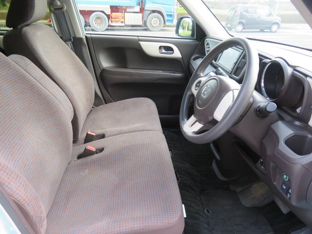 Ｎ－ＯＮＥ スタンダード・Ｌ　あんしんパッケージ　純正ナビ　バックカメラ　ブルートゥース　ＥＴＣ　ビルトインＥＴＣ　キセノンランプ　純正１４インチアルミ　ＵＳＢ　プッシュスタート　ドラレコ　スマートキー　プッシュスタート（32枚目）