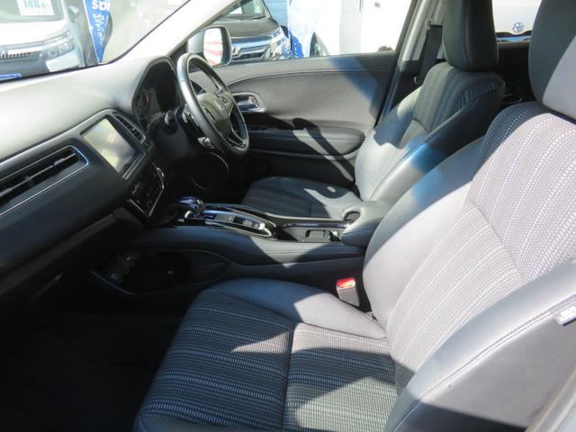 ヴェゼル ハイブリッドＺ・ホンダセンシング　ギャザーズ９インチナビ　フルセグＴＶ　バックカメラ　ブルートゥース　純正１７インチアルミ　ビルトインＥＴＣ　ハーフレザーシート　シートヒーター　ＬＥＤヘッド＆フォグランプ　パドルシフト　クルコン（21枚目）