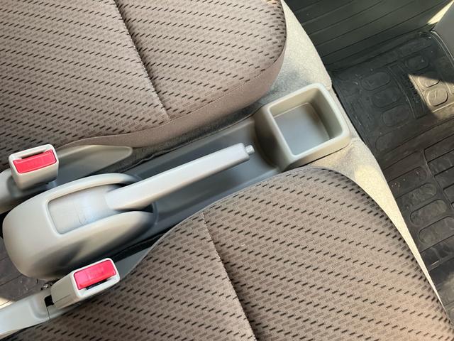 NV100クリッパーバン DX GLパッケージ ハイルーフ ルーフキャリア オートマ キーレス CD 電動格納ミラー ドライブレコーダー ヘッドライトレベライザー バイザー プライバシーガラス(33枚目)