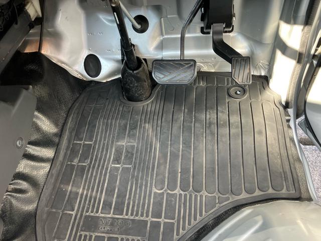 NT100クリッパートラック DX 2WD オートマ エアコン パワステ ETC ABS Wエアバッグ 作業灯 3方開 ステンレスあおりカバー 14inアルミホイール(39枚目)