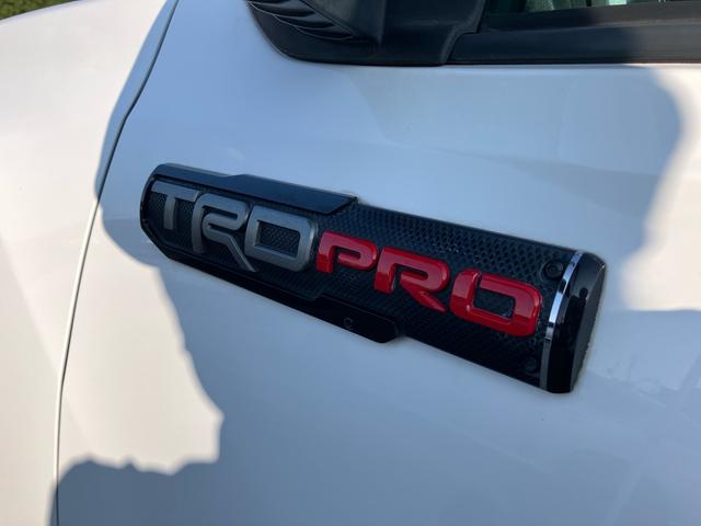 タコマ  ダブルキャブ TRD PRO 左ハンドル 4WD レザーシート シートヒーター ナビTV バックカメラ Bluetooth ETC ドラレコ クルーズコントロール スマートキー 16inアルミホイール(14枚目)