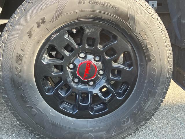 タコマ  ダブルキャブ TRD PRO 左ハンドル 4WD レザーシート シートヒーター ナビTV バックカメラ Bluetooth ETC ドラレコ クルーズコントロール スマートキー 16inアルミホイール(19枚目)