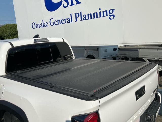 タコマ  ダブルキャブ TRD PRO 左ハンドル 4WD レザーシート シートヒーター ナビTV バックカメラ Bluetooth ETC ドラレコ クルーズコントロール スマートキー 16inアルミホイール(20枚目)