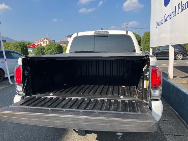 タコマ  ダブルキャブ TRD PRO 左ハンドル 4WD レザーシート シートヒーター ナビTV バックカメラ Bluetooth ETC ドラレコ クルーズコントロール スマートキー 16inアルミホイール(29枚目)