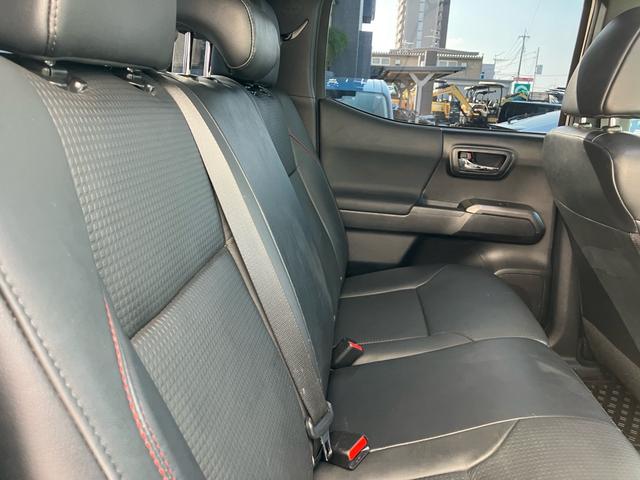 タコマ  ダブルキャブ TRD PRO 左ハンドル 4WD レザーシート シートヒーター ナビTV バックカメラ Bluetooth ETC ドラレコ クルーズコントロール スマートキー 16inアルミホイール(35枚目)