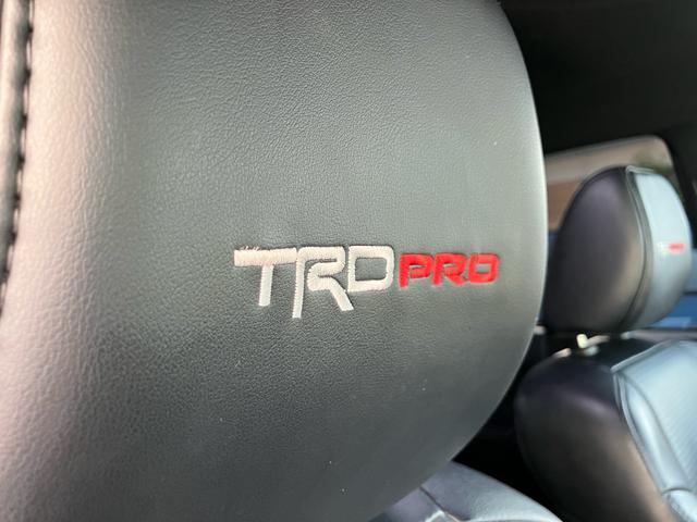 タコマ  ダブルキャブ TRD PRO 左ハンドル 4WD レザーシート シートヒーター ナビTV バックカメラ Bluetooth ETC ドラレコ クルーズコントロール スマートキー 16inアルミホイール(45枚目)