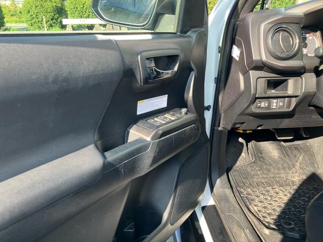 タコマ  ダブルキャブ TRD PRO 左ハンドル 4WD レザーシート シートヒーター ナビTV バックカメラ Bluetooth ETC ドラレコ クルーズコントロール スマートキー 16inアルミホイール(56枚目)