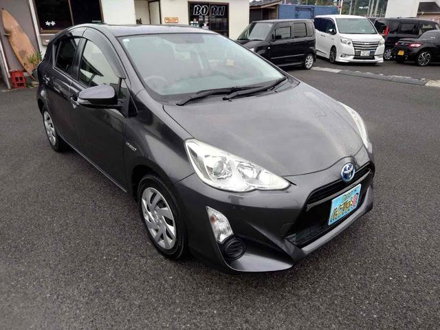 アクア Ｓ　ＥＴＣ　バックカメラ　ナビ　ＴＶ　スマートキー　アイドリングストップ　電動格納ミラー　ＣＶＴ　衝突安全ボディ　記録簿　ＡＢＳ　ＥＳＣ　ＣＤ　ＤＶＤ再生　ＵＳＢ　Ｂｌｕｅｔｏｏｔｈ　エアコン（13枚目）