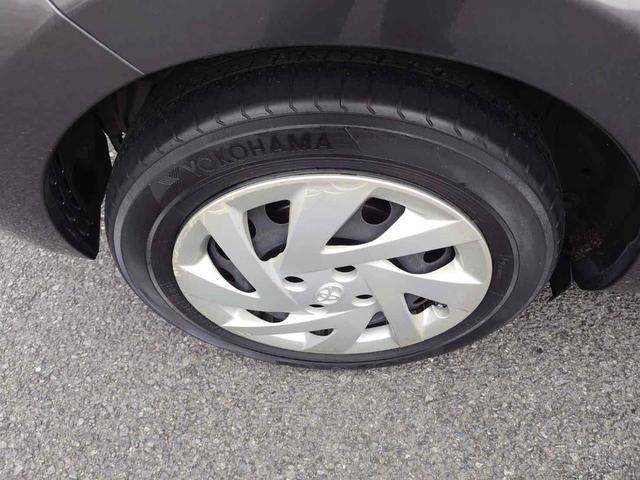 アクア Ｓ　ＥＴＣ　バックカメラ　ナビ　ＴＶ　スマートキー　アイドリングストップ　電動格納ミラー　ＣＶＴ　衝突安全ボディ　記録簿　ＡＢＳ　ＥＳＣ　ＣＤ　ＤＶＤ再生　ＵＳＢ　Ｂｌｕｅｔｏｏｔｈ　エアコン（20枚目）