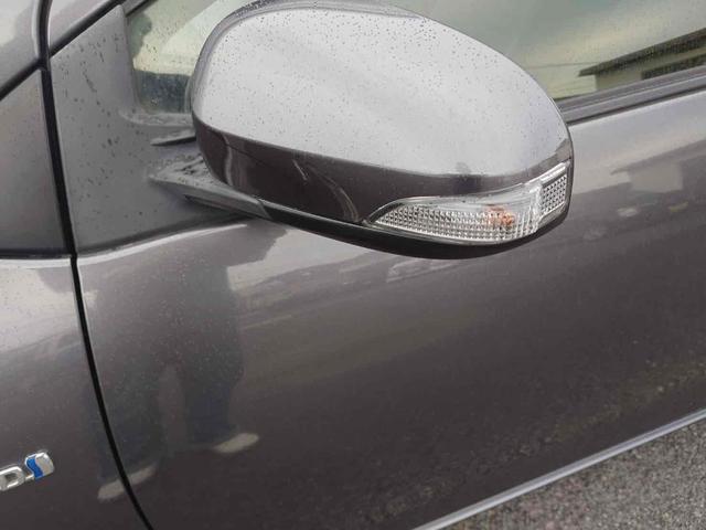 アクア Ｓ　ＥＴＣ　バックカメラ　ナビ　ＴＶ　スマートキー　アイドリングストップ　電動格納ミラー　ＣＶＴ　衝突安全ボディ　記録簿　ＡＢＳ　ＥＳＣ　ＣＤ　ＤＶＤ再生　ＵＳＢ　Ｂｌｕｅｔｏｏｔｈ　エアコン（21枚目）