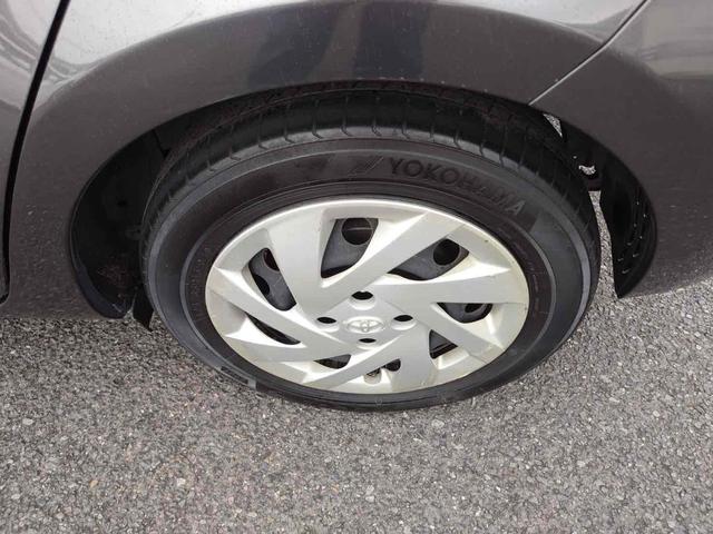 アクア Ｓ　ＥＴＣ　バックカメラ　ナビ　ＴＶ　スマートキー　アイドリングストップ　電動格納ミラー　ＣＶＴ　衝突安全ボディ　記録簿　ＡＢＳ　ＥＳＣ　ＣＤ　ＤＶＤ再生　ＵＳＢ　Ｂｌｕｅｔｏｏｔｈ　エアコン（23枚目）