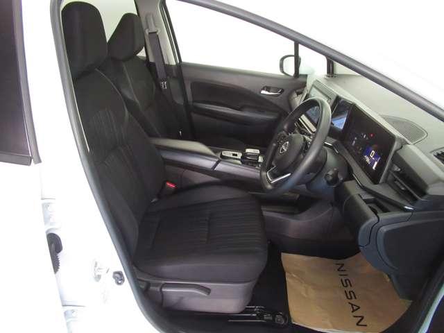 ノート 1.2 X ドラレコ/衝突軽減ブレーキ/全方位モニター リアカメラ 衝突被害軽減ブレ-キ 全方位カメラ レーンアシスト インテリジェントキー ドラレコ アイドリングストップ 盗難防止システム サイドカーテンエアバック サイドカメラ パワーウィンドウ ABS(11枚目)