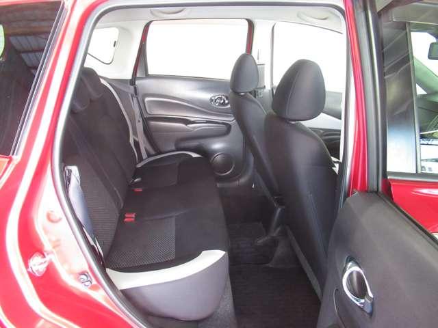 ノート １．２　ｅ－ＰＯＷＥＲ　Ｘ　ナビ／ドラレコ／衝突軽減ブレーキ　３６０°カメラ　Ｒカメラ　運転席助手席エアバック　レーンキープ　ＡＵＴＯエアコン　盗難防止システム　ナビＴＶ　ＡＷ　サイドカメラ　運転席エアバッグ　キーレスエントリー　ＬＥＤヘッド　ドラレコ　パワステ（13枚目）