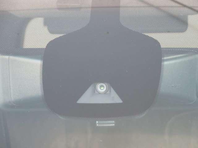 セレナ 1.2 e-POWER ハイウェイスター V ナビ/後席M/プロパ/衝突軽減ブレーキ 360°カメラ エマジェンシーブレーキ スマキー バックカメラ LED レーンアシスト ETC ドラレコ Aストップ イモビ フルオートエアコン アルミホイール エアバック メモリーナビ キーフリー(16枚目)