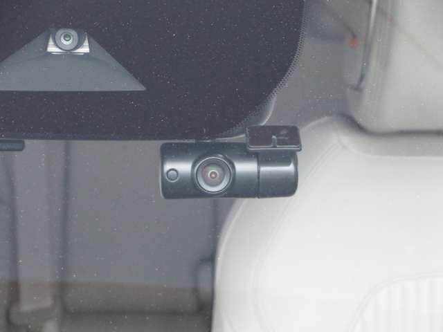 ����ɔ����A�^�]�̋L�^����������ۑ��@�i�@�h���C�u���R�[�_�[�j