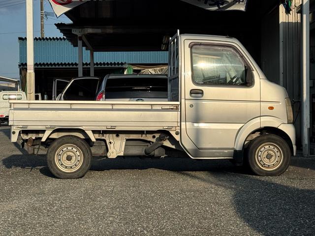 キャリイトラック ＫＣエアコン・パワステ　４ＷＤ　５速マニュアル車（5枚目）