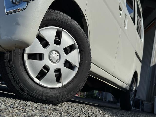 ハイゼットカーゴ クルーズターボＳＡＩＩＩ　ナビ　ＴＶ　アイドリングストップ　衝突被害軽減システム　キーレス　電動格納ミラー（5枚目）