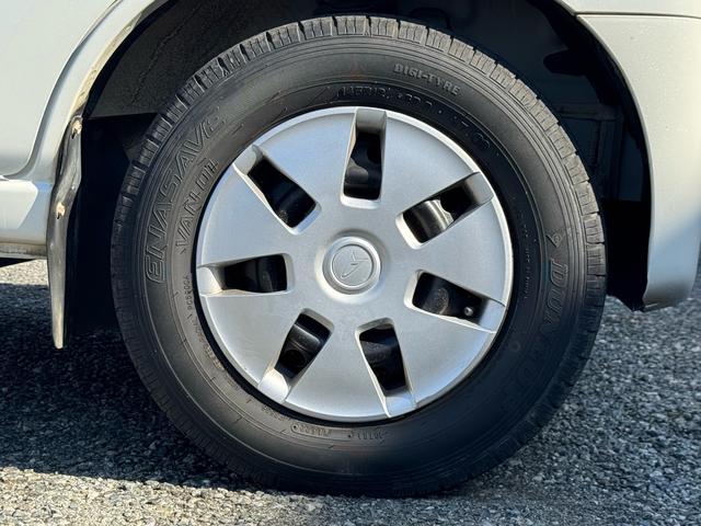 ハイゼットカーゴ クルーズターボＳＡＩＩＩ　ナビ　ＴＶ　アイドリングストップ　衝突被害軽減システム　キーレス　電動格納ミラー（11枚目）