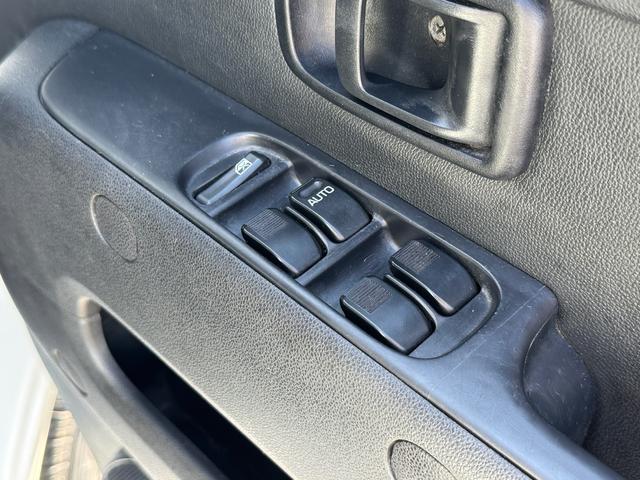 ハイゼットカーゴ クルーズターボＳＡＩＩＩ　ナビ　ＴＶ　アイドリングストップ　衝突被害軽減システム　キーレス　電動格納ミラー（18枚目）