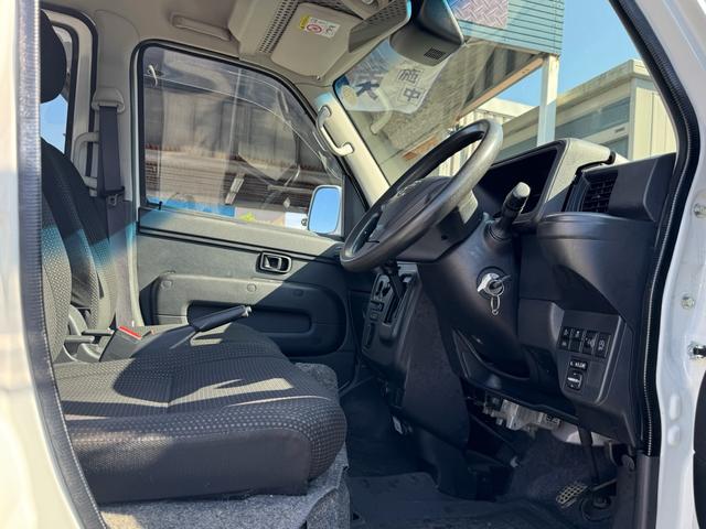 ハイゼットカーゴ クルーズターボＳＡＩＩＩ　ナビ　ＴＶ　アイドリングストップ　衝突被害軽減システム　キーレス　電動格納ミラー（20枚目）